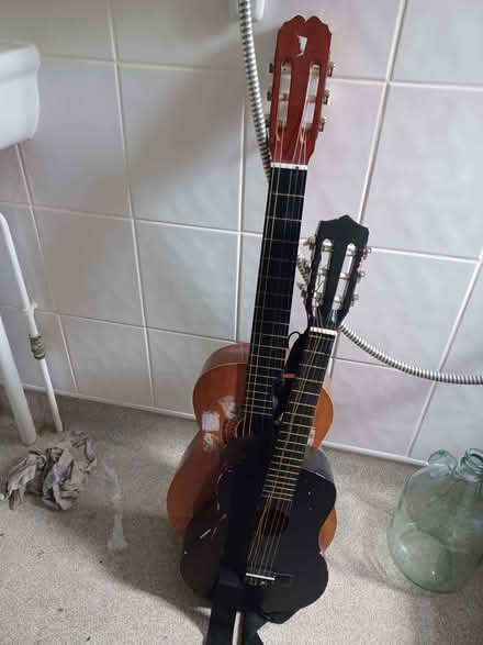 Photo of free 2 guitars (Tuckswood NR4) #1