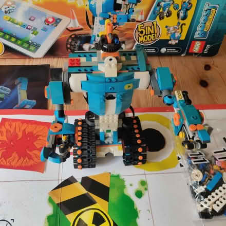 Photo of free Lego Boost Set 17101 (Knighton LE2) #1