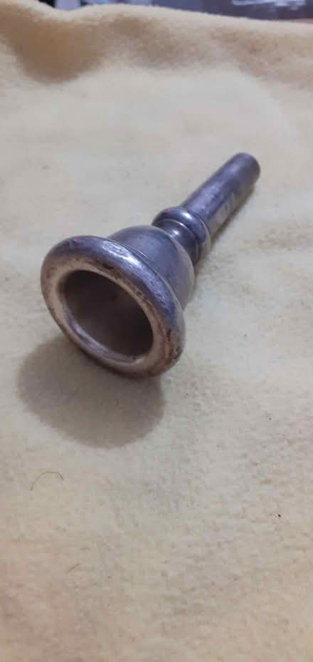Photo of tuba mouth piece (Moreton CH46) #3