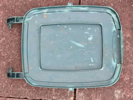 Photo of free Lid from outdoor kitchen waste caddy (Botley OX2) #2
