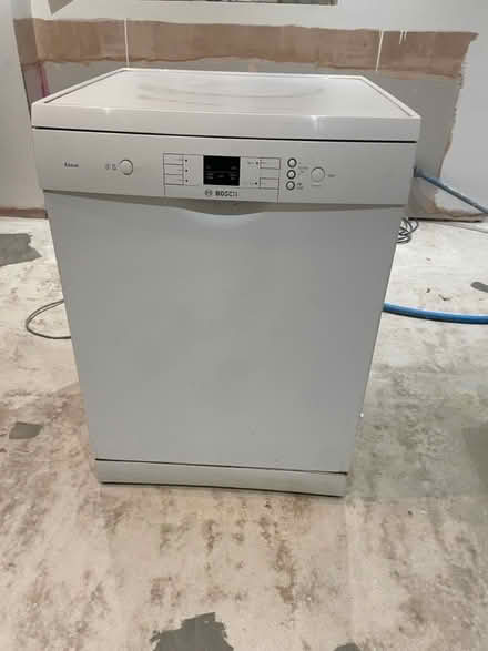 Photo of free Dishwasher (Fairlands, Guildford) #3