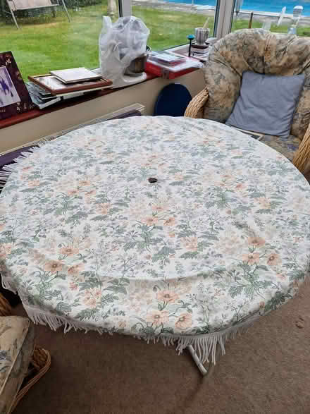Photo of free Garden table and 4 chairs (Godstone) #3