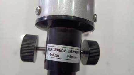 Photo of free Small astronomical telescope 39X magnification (Stanford in the Vale SN7) #3