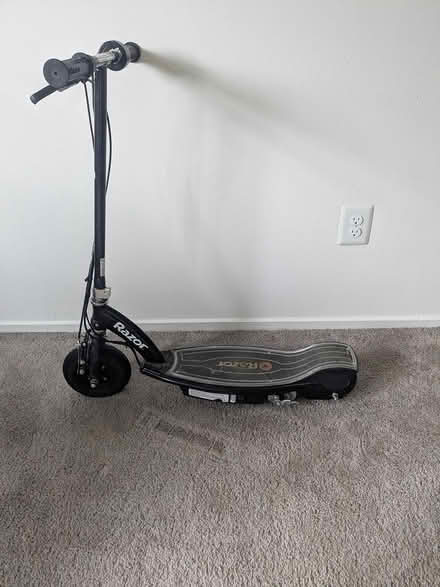Photo of free Razor E 100 Glow Needs New Battery (Adams and Hamlin) #2