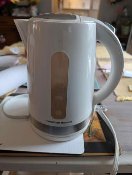 Photo of free Cordless Kettle (Lakeview, close to Bayshore) #1