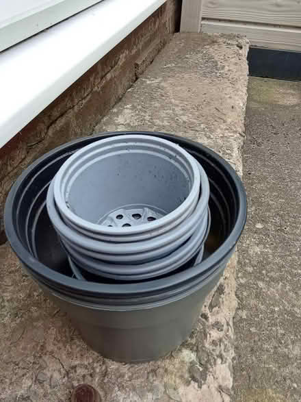 Photo of free Assorted plant pots (Preston PR2) #1