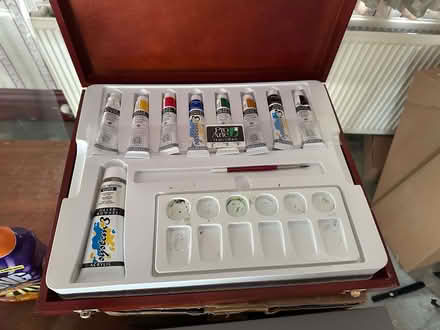 Photo of free Dahler Art Acrylic paint set. (Common Edge FY4) #1
