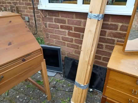 Photo of free Sony tv (Pittville GL52) #1