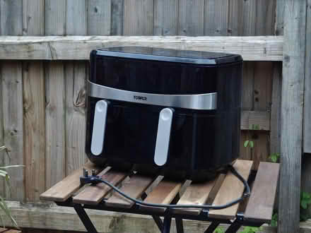Photo of free Tower 9L air fryer - faulty (Cradley Heath, B64) #1