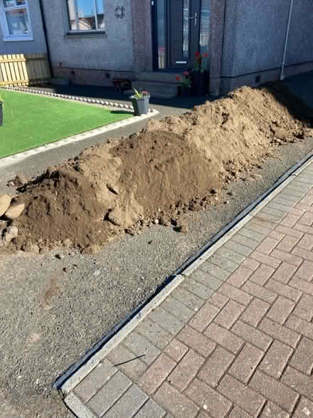 Photo of free Kerbside soil (Ml7 Harthill) #3