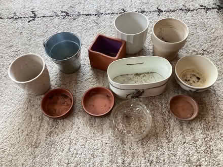 Photo of free Collection of plantpots holders (Redhill BS40) #1