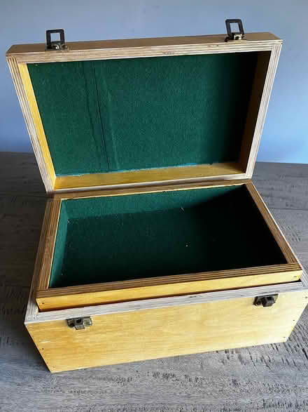 Photo of free Wooden box, medium size (basingstoke) #3