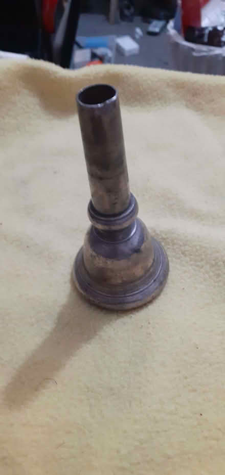 Photo of tuba mouth piece (Moreton CH46) #2
