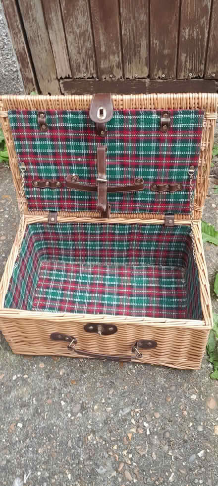 Photo of free Picnic Basket (Aveley RM15) #2