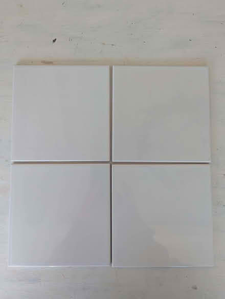 Photo of free Plain white tiles (Lew OX18) #1