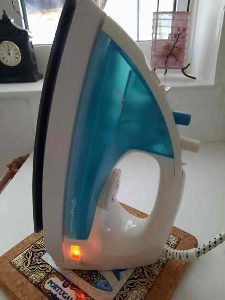 Photo of free Steam iron (Butetown CF10) #1