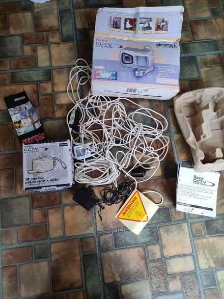 Photo of free Basic CCTV needs TV/video with SCART socket (Chelmsford CM1) #1