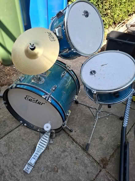 Photo of free Kids drums (Crown Wood RG12) #1