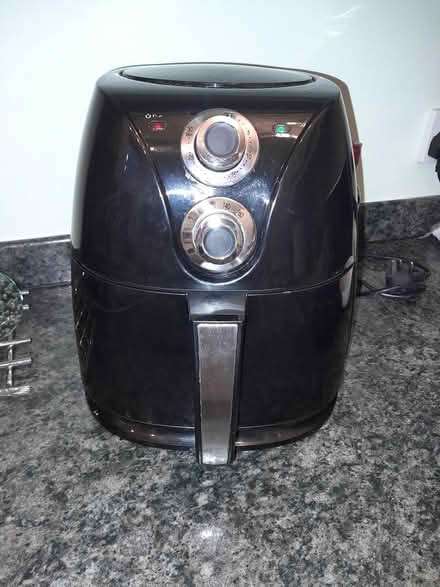 Photo of free Airfryer 4L (BN18) #1