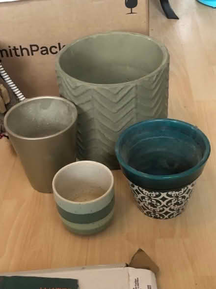 Photo of free Four flower pots (South Croydon CR2) #1