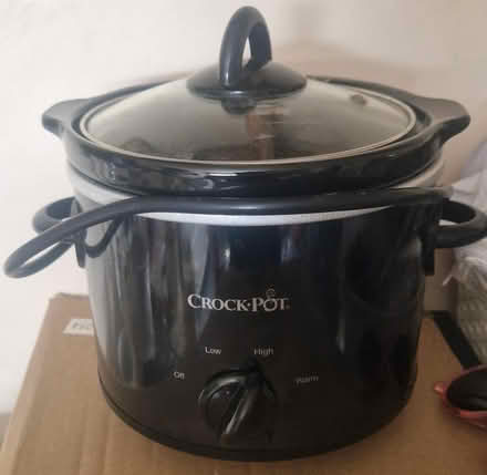 Photo of free Small crockpot slow cooker (Shrewsbury) #1