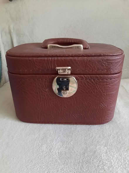 Photo of free Large makeup case (Butetown CF10) #1