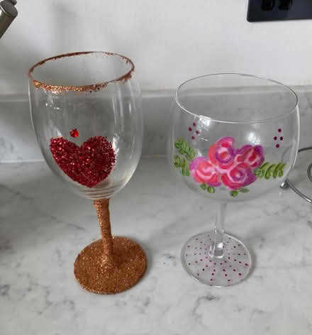 Photo of free Hand decorated glasses (Hadleigh SS7) #1