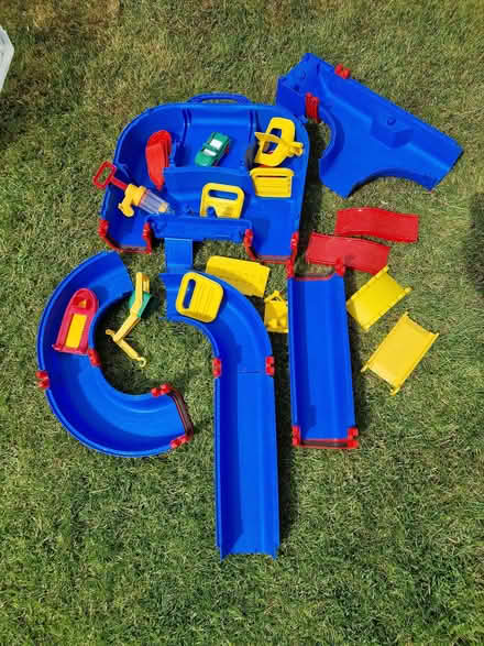 Photo of free Aquaplay childrens water play set (Arborfield Garrison RG2) #1