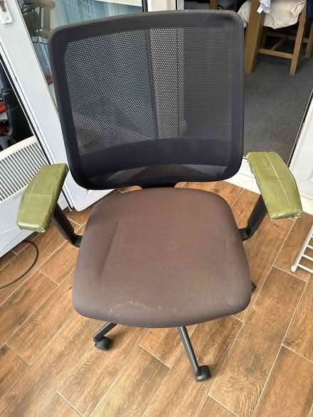 Photo of free Office chair (Canvey ss8) #1