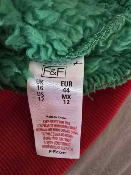 Photo of free Christmas fleece hoody size 16 (DE4 Matlock) #2