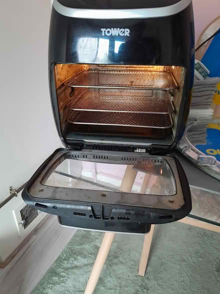 Photo of free Air fryer (Swindon) #3
