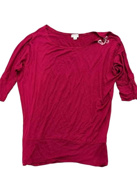 Photo of free Zenana Outfitters Woman’s Top (Brooklyn Storage) #1