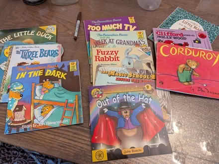 Photo of free LOTS of Children's Books (Near Backestro Park, San Jose) #1