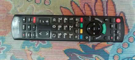 Photo of free Panasonic TX-32LXD52 32" flat screen TV with remote Freeview (Surrenden BN1) #2