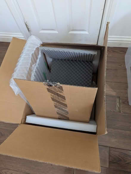 Photo of free Cardboard box with cushioning for 24 inch TFT monitors. (St Stephens AL1) #1