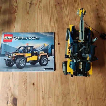 Photo of free Lego Technic Pick Up Truck (Knighton LE2) #1