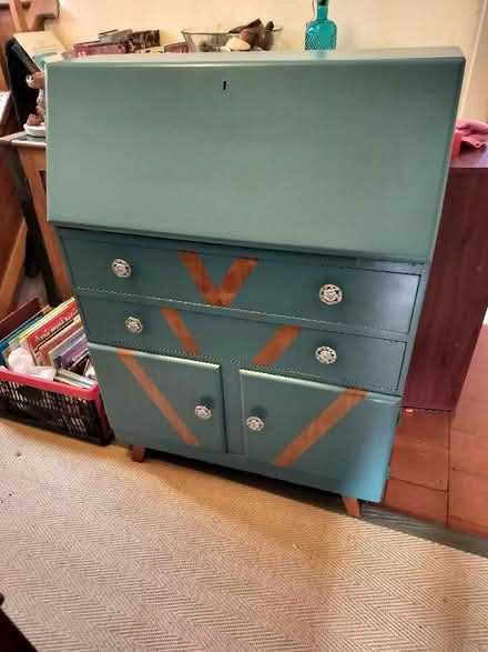 Photo of free Bureau (Pentrefelin LL52) #1