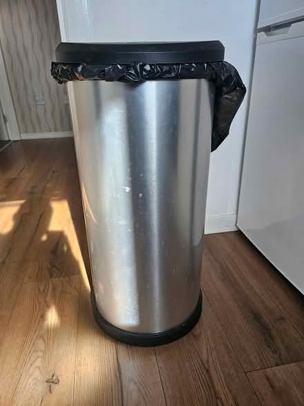 Photo of free Trash bin (Glasgow G32) #2