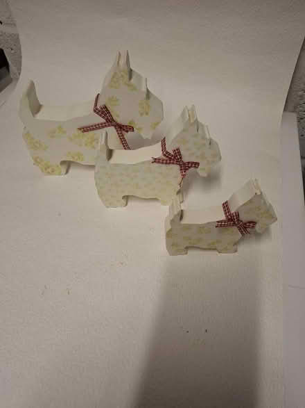 Photo of free Home Decor sign (Peachcroft OX14) #2