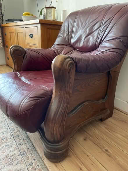 Photo of free Sofa 2 chairs (Scale Hall, Lancaster LA1) #2