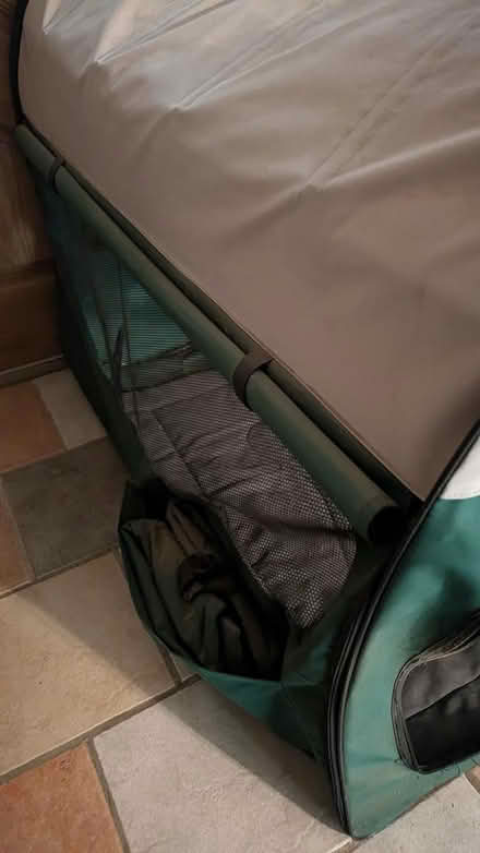 Photo of free Big dog tent with zipper door (North West Gainesville) #2