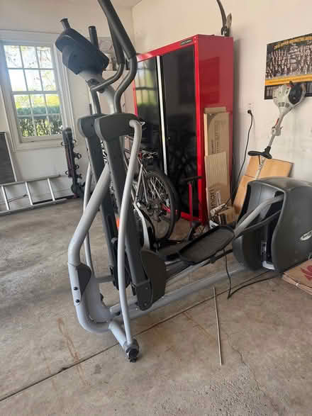 Photo of free elliptical machine (upper arlington) #1