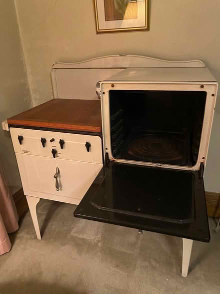 Photo of free Vintage Tappan Gas Stove (Lawrenceville) #4