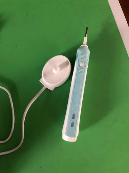 Photo of free Braun electric toothbrush and charger (Bear Flat) #1