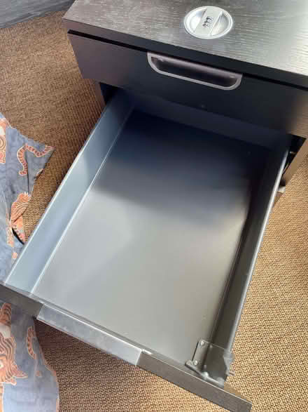 Photo of free Cabinet (Barnes SW13) #3