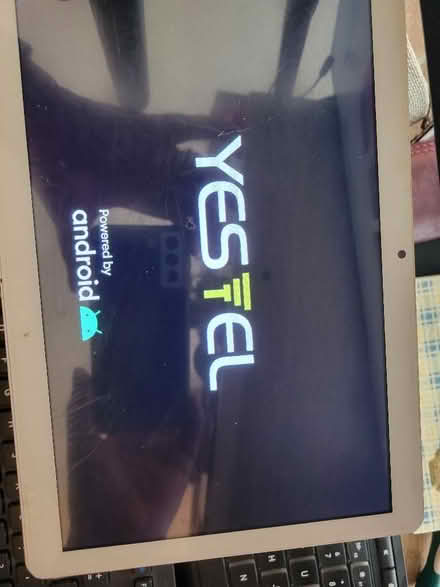 Photo of free YESTEL 10 inch phablet, GB RAM, 64GB, Dual Sim, 180*800 (Stockwell SW4) #2
