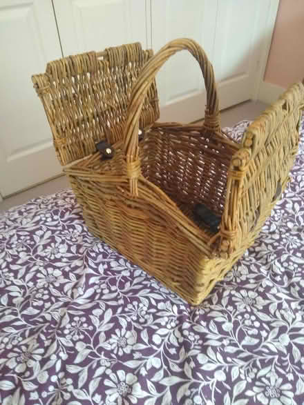 Photo of free Wicker basket (Newtown RG1) #2