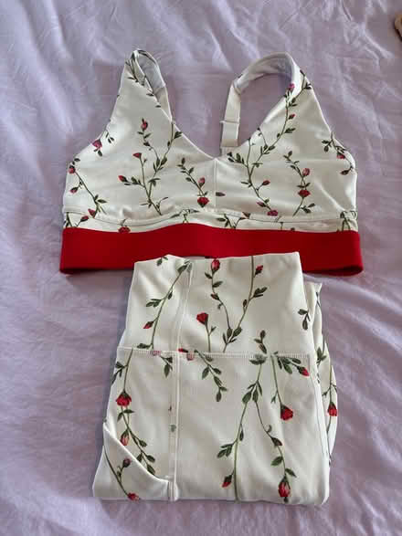 Photo of free Fabletics Rose Pilates/Yoga Set (Kanata Lakes) #1