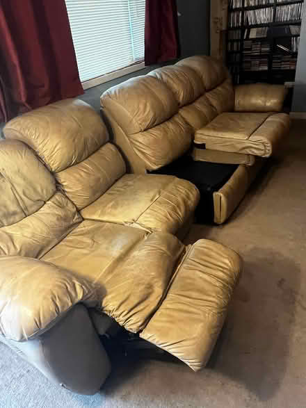 Photo of free Sofa bed and two reclining chairs (VB - N Hampt/DiaSprgs Bside Es) #1