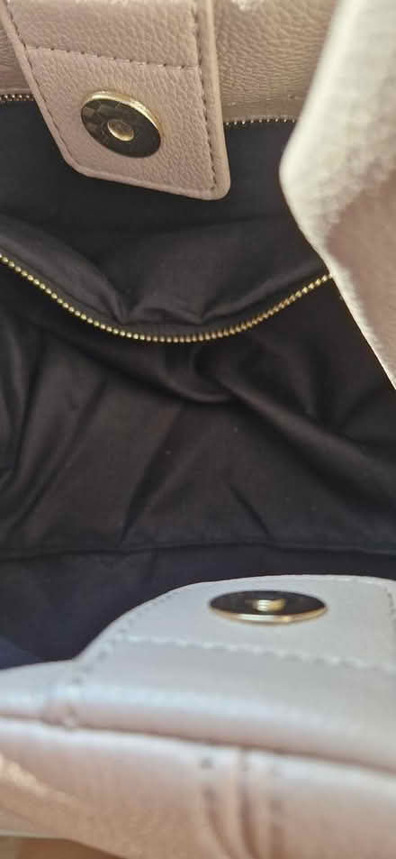 Photo of free New PU hangbag (CliftonM,YO30) #2
